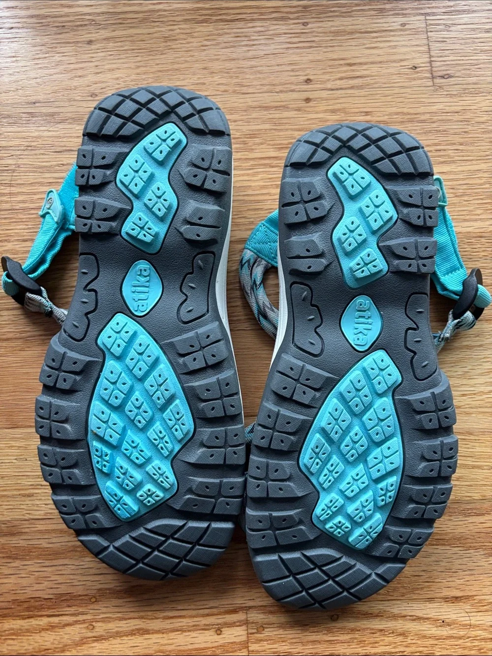Atika lightweight turquoise
